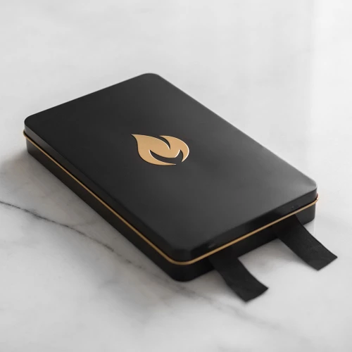 Fire Blanket - Black/Gold 6 Fire Blanket - Black/Gold - Image 4