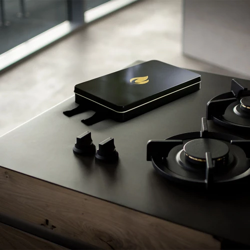 Fire Blanket - Black/Gold 4 Fire Blanket - Black/Gold - Image 2